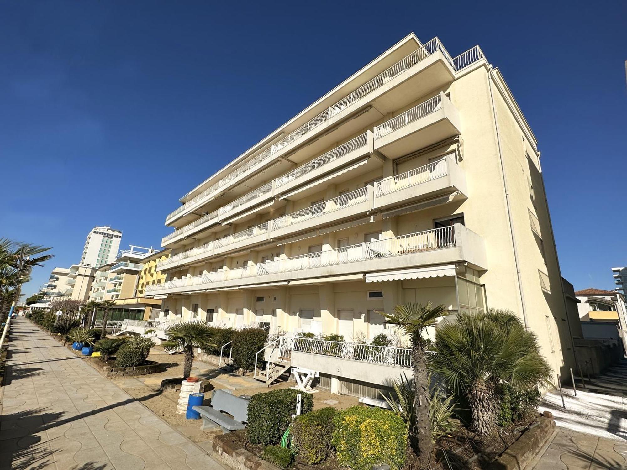 Apartman Fronte Mare, Piscina - Grifone Lido di Jesolo